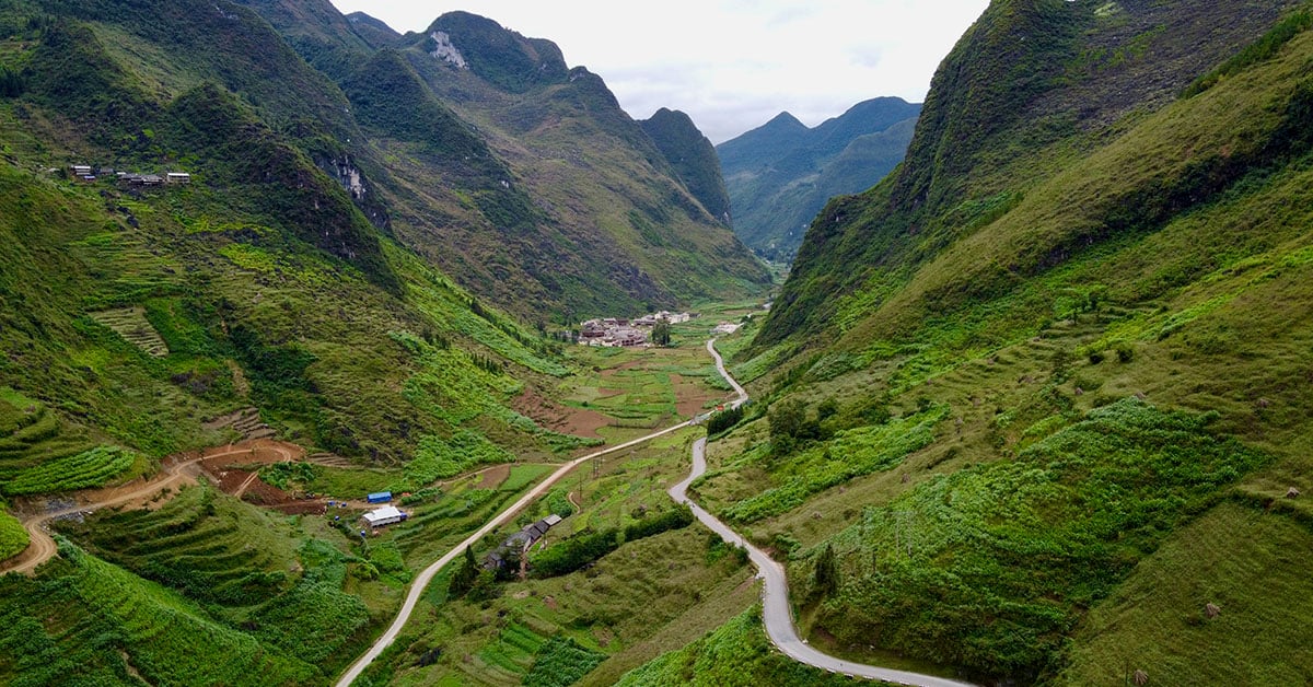 De Ma Pi Leng Pass op de Ha Giang Loop in Noord-Vietnam