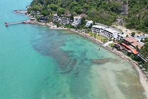 Luchtfoto van het X Sea Khanom Harbor Bay Resort