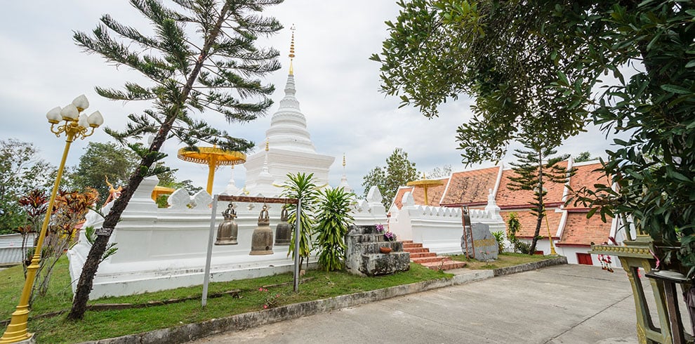 De Wat Phra That Kao Noi in Nan tijdens de Van Tempelstad tot Bergvallei en Strand