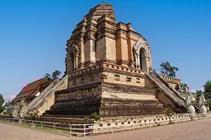 De Wat Chedi Luang in Chiang Mai, Thailand