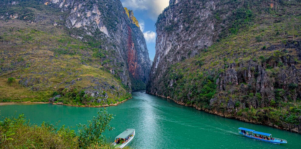 Boottocht op de Nho Que rivier in Ha Giang, Noord-Vietnam