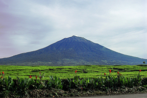 De hoogste vulkaan van Sumatra, Mount Kerinci