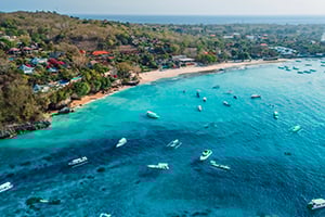 Luchtfoto van Nusa Lembongan