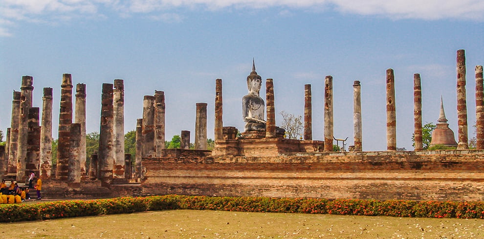 De Wat Mahathat in het Sukhothai Historical Park, Thailand