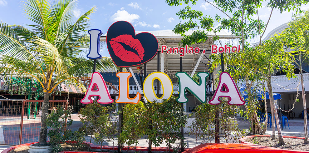 I love Alona Beach op Bohol, Filipijnen