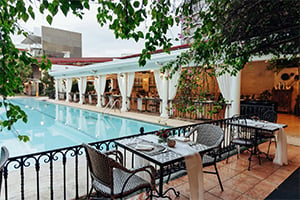 Het restaurant van het Montebello Hotel op Cebu, Filipijnen