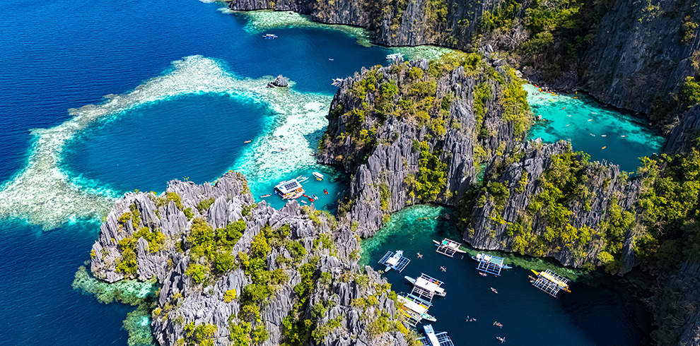 Luchtfoto van Twin Lagoon op het eiland Coron, Palawan