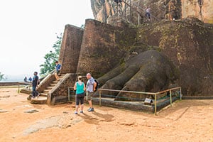 De indrukwekkende leeuwenrots in Sigiriya