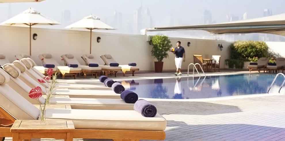 Dubai - Movenpick Hotel & Apartments Bur Dubai