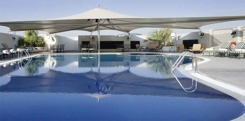 Dubai - Movenpick Hotel & Apartments Bur Dubai