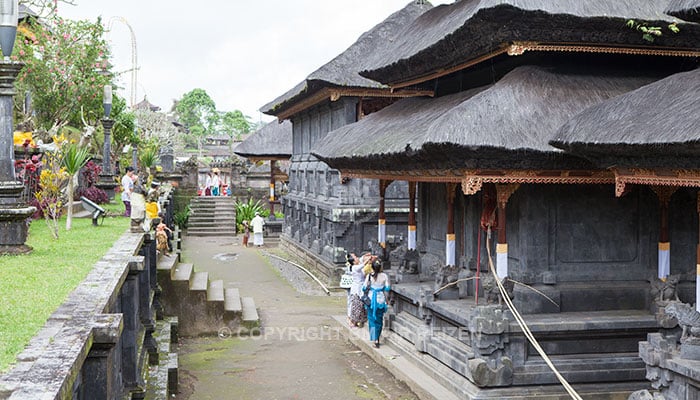 besakih tempel