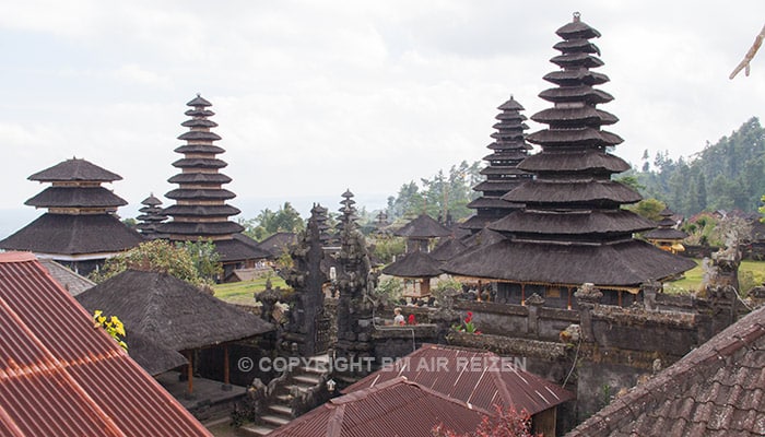 besakih tempel