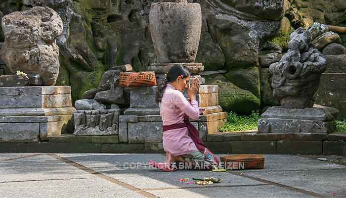 Goa Gajah tempel