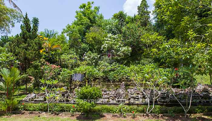 Goa Gajah tempel