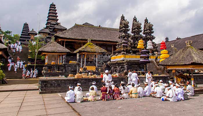 Besakih Tempel