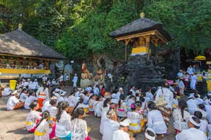 Bali - Goa Lawah
