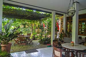 Bogor - Happy Valley Guesthouse