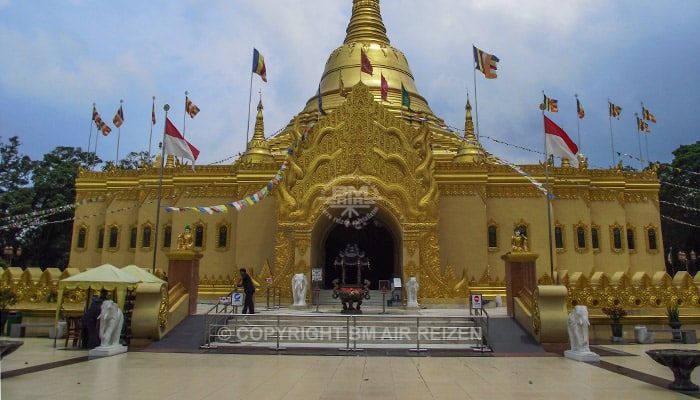 Berastagi - Taman Alam Lumbini