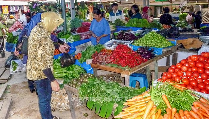 Berastagi - lokale fruitmarkt