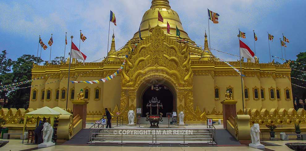 Berastagi - Taman Alam Lumbini