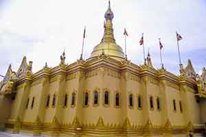 Berastagi - Taman Alam Lumbini
