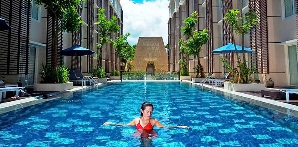 Legian Beach - Ananta Legian Hotel