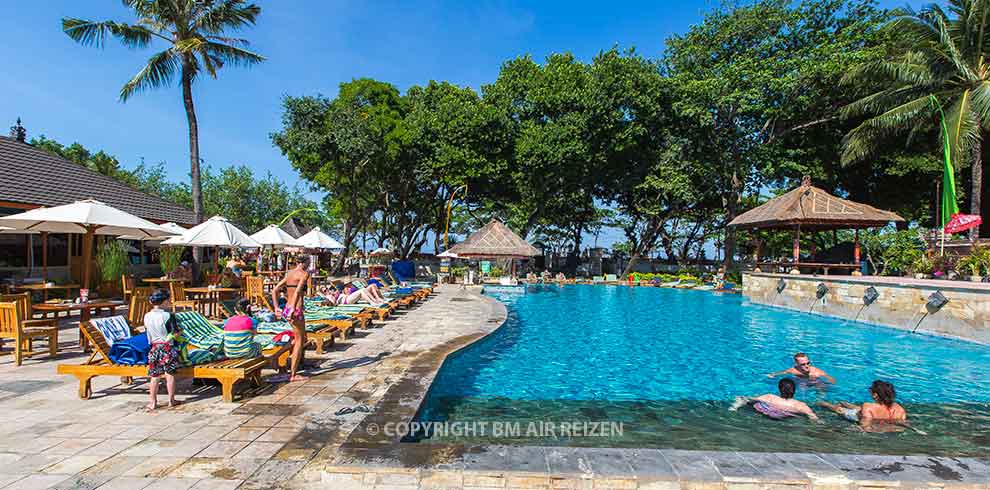 Legian Beach - The Jayakarta Bali Beach Resort