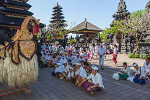 Bali - Goa Lawah