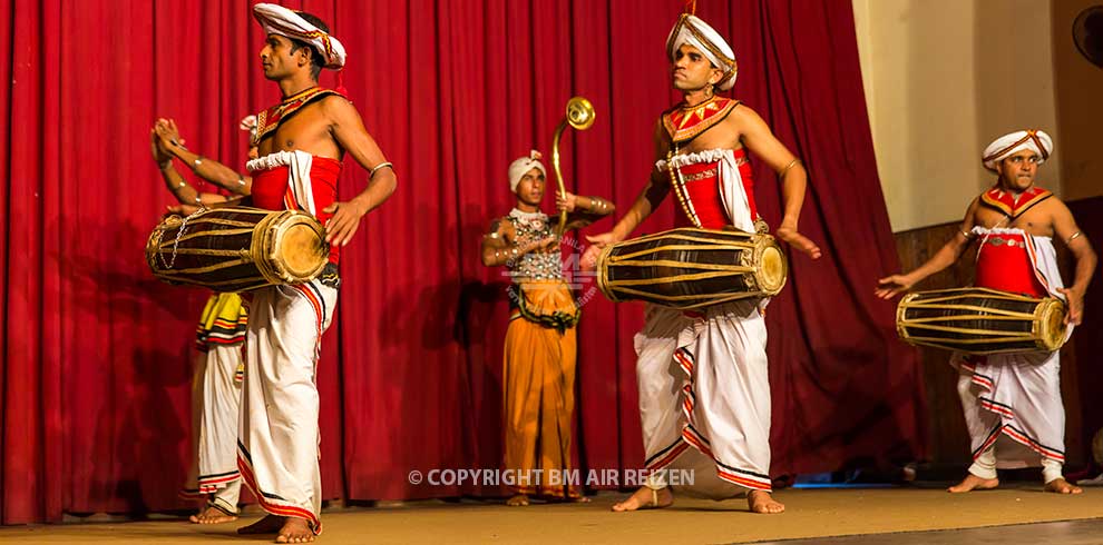 Kandy - Culturele Dansshow