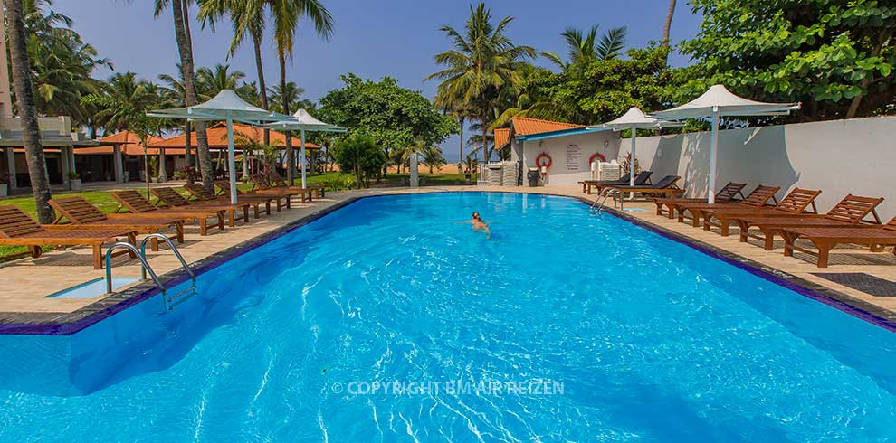 Negombo - Paradise Beach Hotel