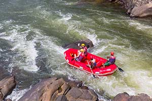 Kitulgala rafttocht Kelani rivier