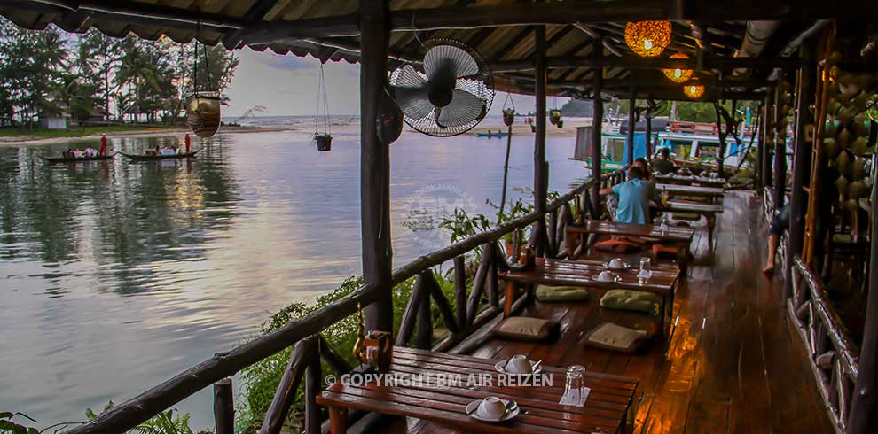 Koh Chang - diner met vuurvliegjes