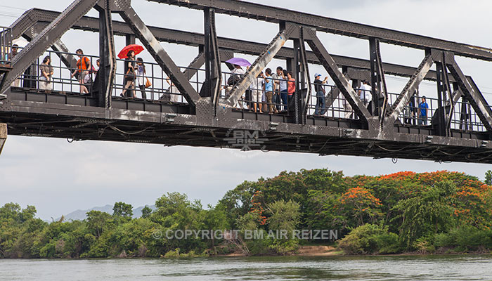 Kanchanaburi - River Kwai Bridge