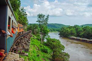 Kanchanaburi - treinreis oude spoorlijn