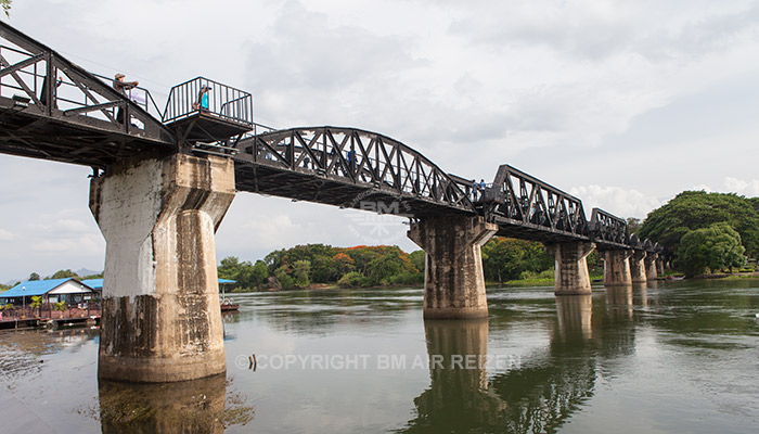 Kanchanaburi - River Kwai Bridge