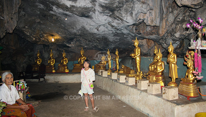 Kanchanaburi - Khao Poon Cave