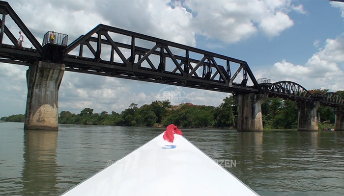 Kanchanaburi - boottocht River Kwai Bridge