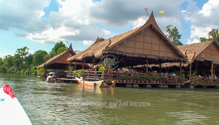 Kanchanaburi - boottocht River Kwai Bridge