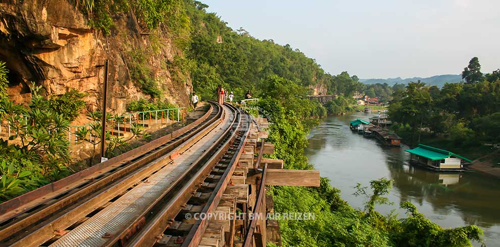 Kanchanaburi - treinreis oude spoorlijn