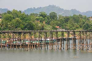 Sangklaburi - Mon brug