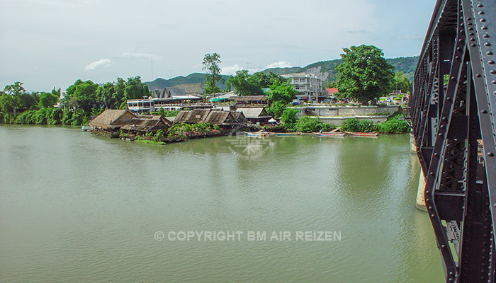 Kanchanaburi - River Kwai Bridge