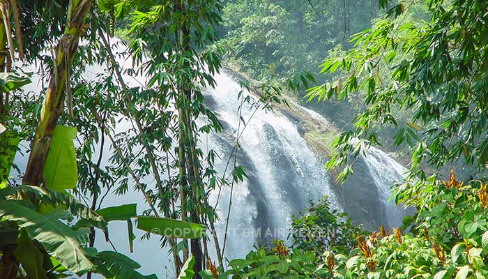 Vachiratharn waterval