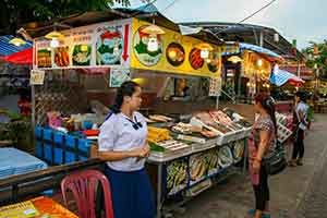 Chiang Mai - Night Bazaar