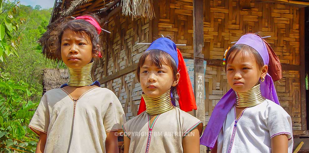 Mae Hong Son - Long Neck Village