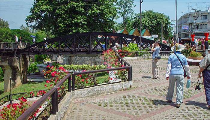 Kanchanaburi - River Kwai Bridge