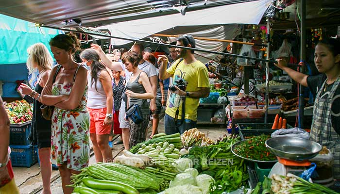 Maeklong Trein markt