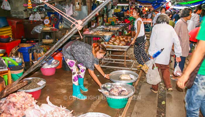 Maeklong Trein markt