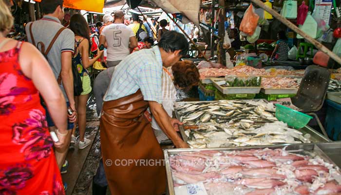 Maeklong Trein markt