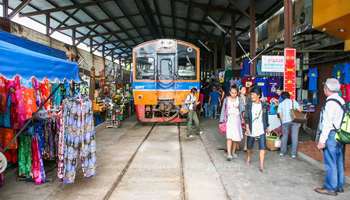 Maeklong Trein markt