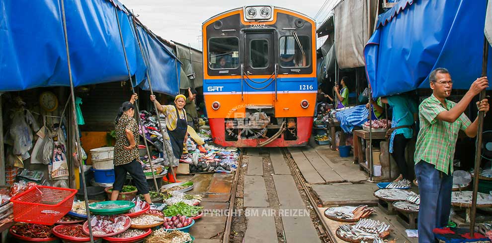 Maeklong Railway Market